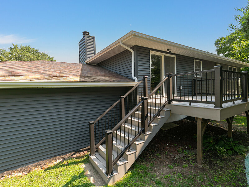 1955 Danbury Drive Bettendorf IA 52722