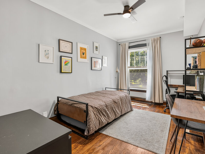 660 E 51st Street Chicago IL 60615