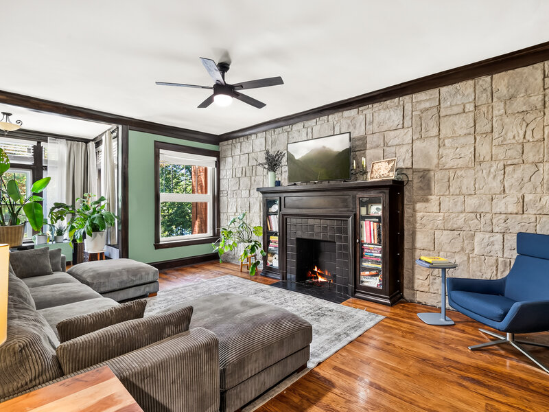 660 E 51st Street Chicago IL 60615