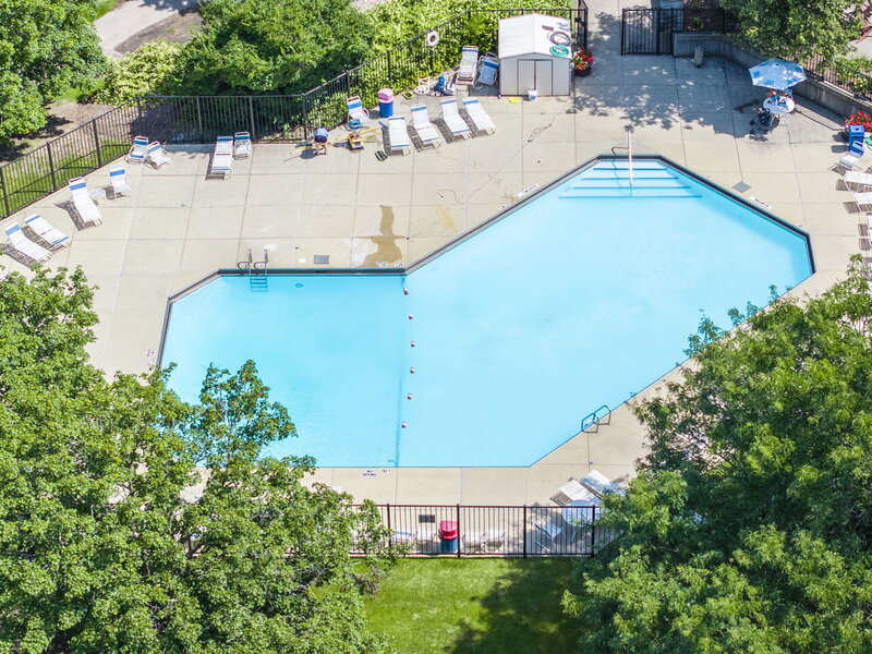 5517 E Lake Drive Lisle IL 60532