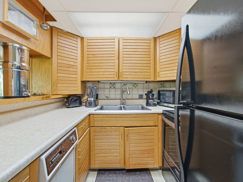 5517 E Lake Drive Lisle IL 60532