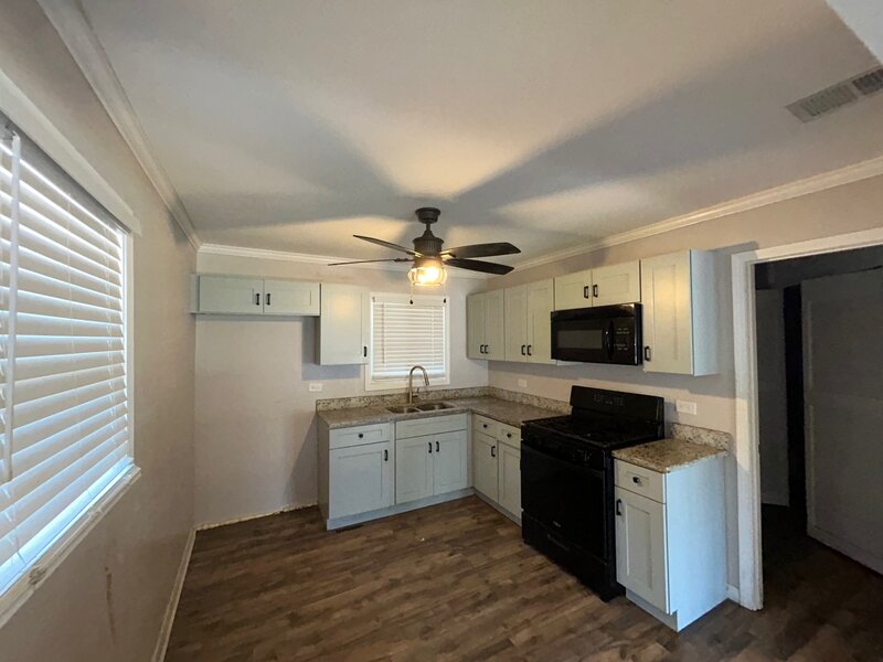 363 Blackhawk Drive Park Forest IL 60466