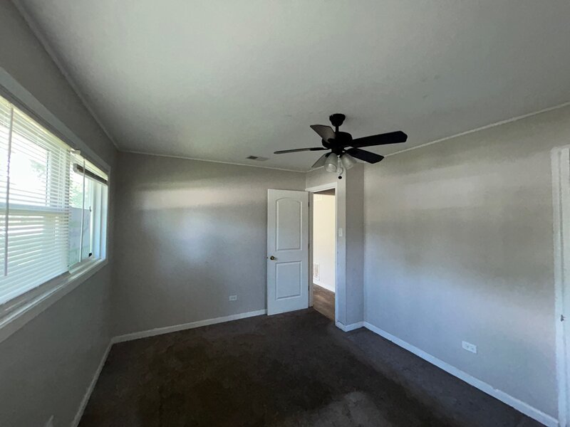 363 Blackhawk Drive Park Forest IL 60466