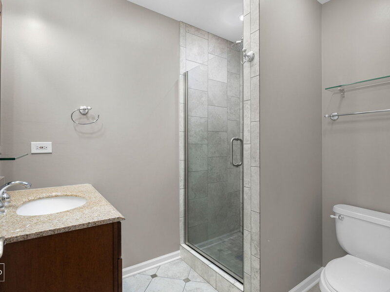 5811 W Patterson Avenue Chicago IL 60634