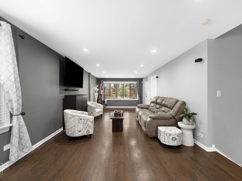 5811 W Patterson Avenue Chicago IL 60634