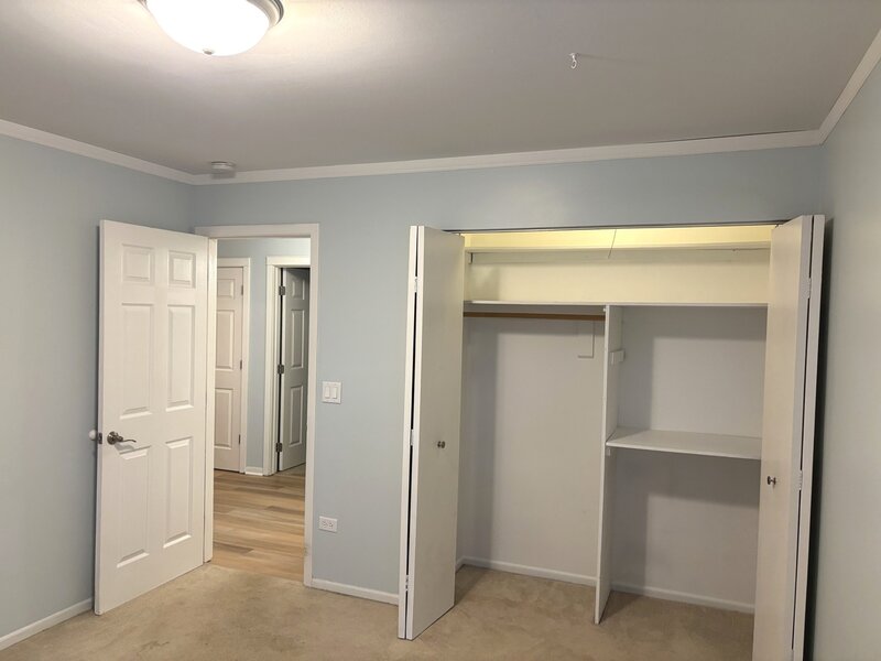 515 E Lyon Drive Buffalo Grove IL 60089