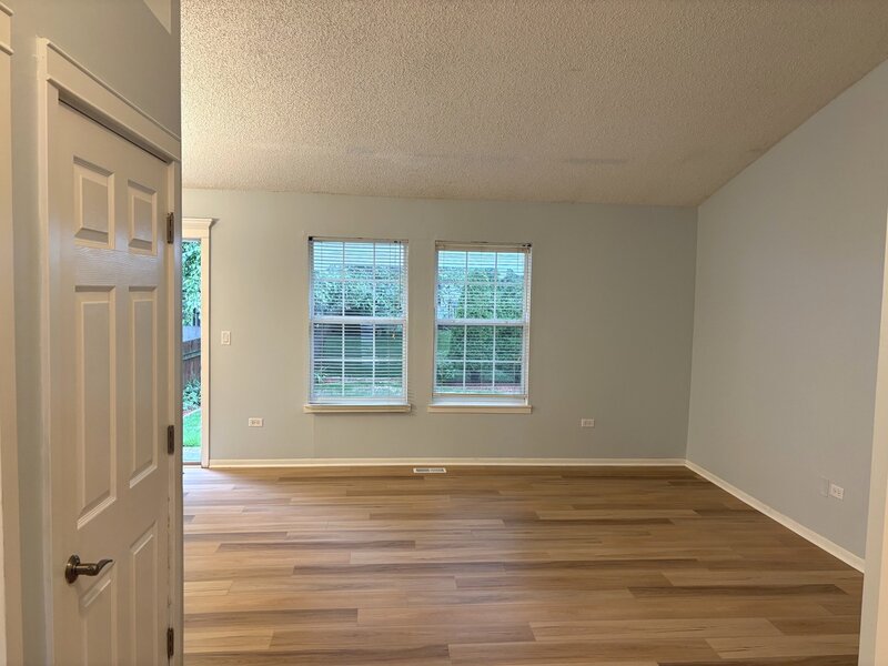 515 E Lyon Drive Buffalo Grove IL 60089