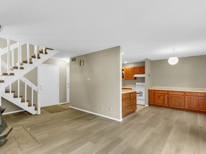 1933 Blackthorn Drive Champaign IL 61821