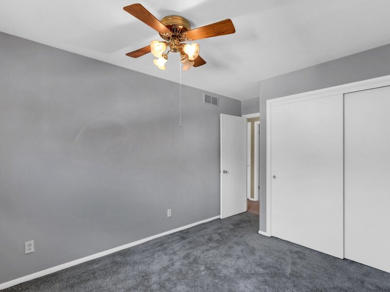 1933 Blackthorn Drive Champaign IL 61821
