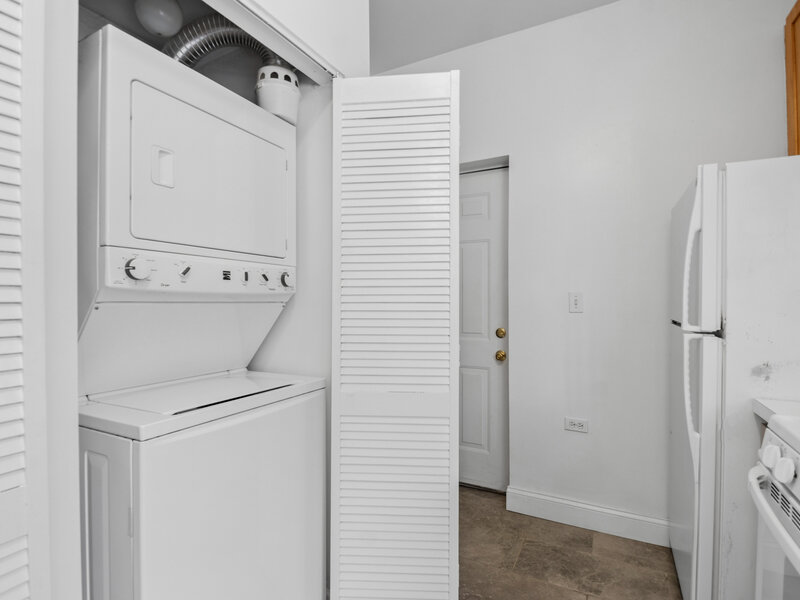 2917 W Leland Avenue Chicago IL 60625