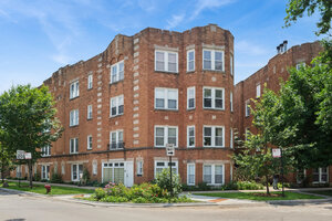 Photo of 2917 W Leland Avenue Chicago IL 60625
