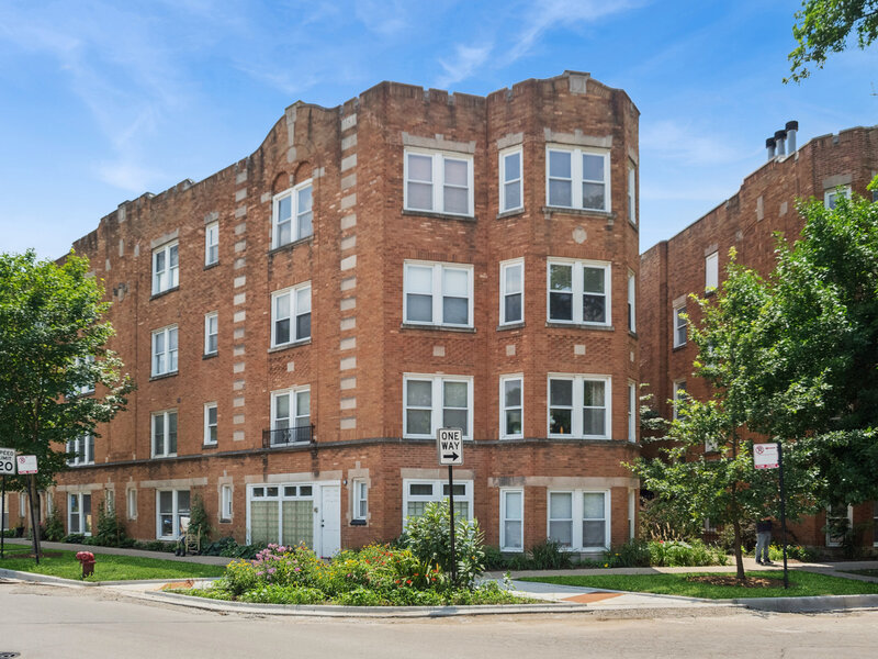 2917 W Leland Avenue Chicago IL 60625