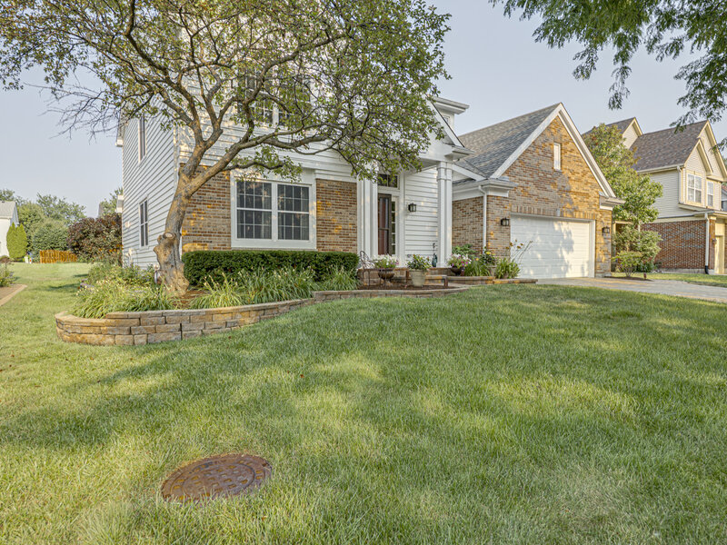 1411 Burnett Drive Aurora IL 60502