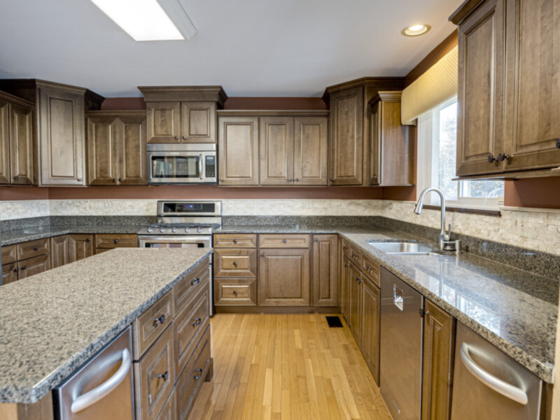 1411 Burnett Drive Aurora IL 60502