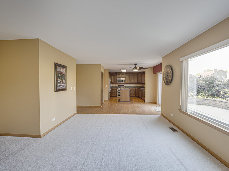 1411 Burnett Drive Aurora IL 60502