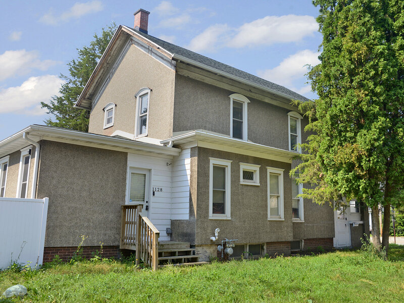 1128 Saint Vincent Avenue Lasalle IL 61301