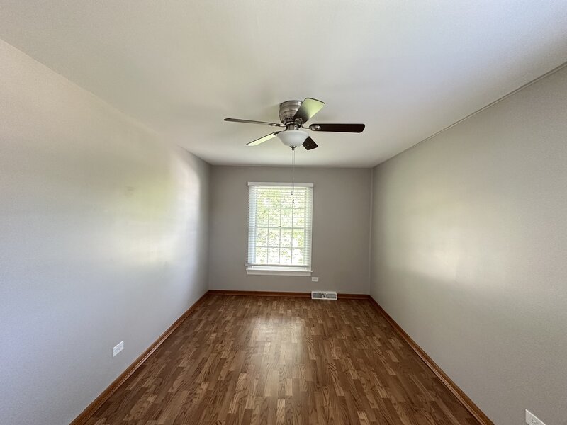 508 W Golf Road Libertyville IL 60048