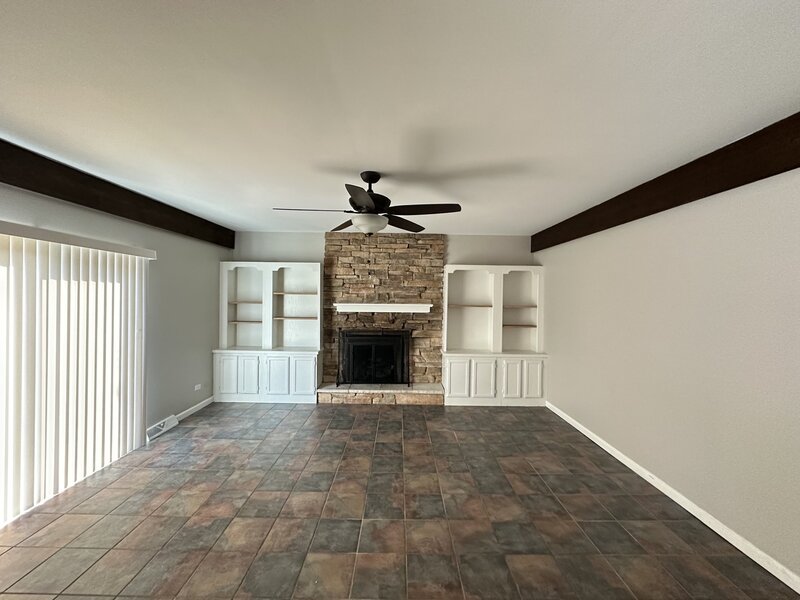 508 W Golf Road Libertyville IL 60048