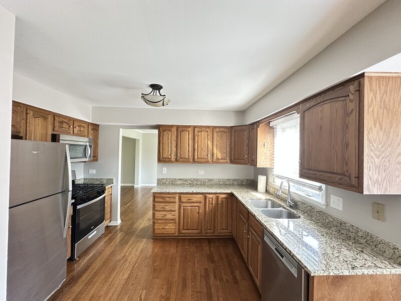508 W Golf Road Libertyville IL 60048