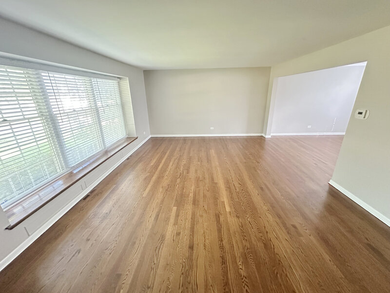 508 W Golf Road Libertyville IL 60048