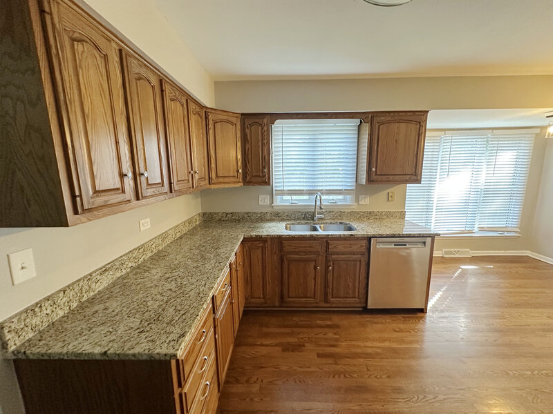 508 W Golf Road Libertyville IL 60048