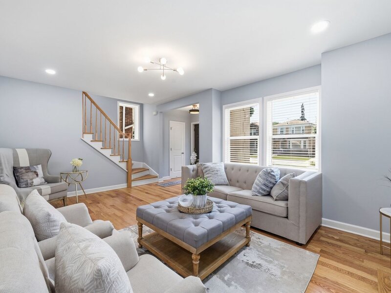 2724 W Jerome Street Chicago IL 60645