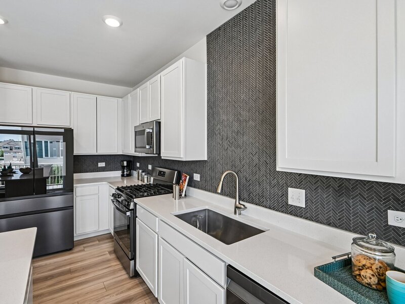 1611 Bentz Way Batavia IL 60510