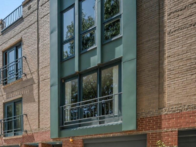 1449 S Clark Street Chicago IL 60605