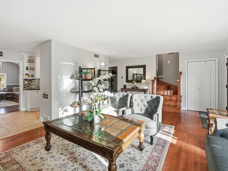 919 Hillview Drive Lemont IL 60439