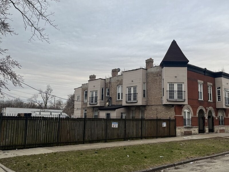 3921 W Huron Street Chicago IL 60624
