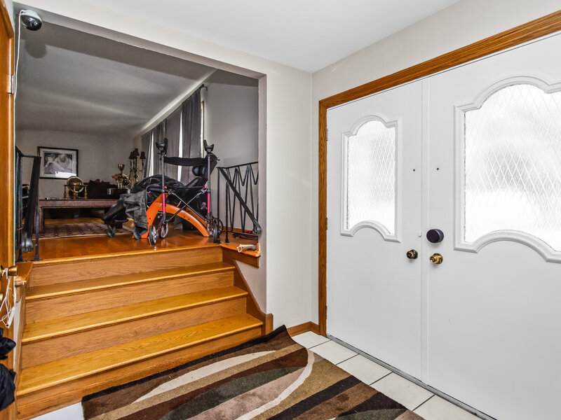 1525 Elm Street Park Ridge IL 60068
