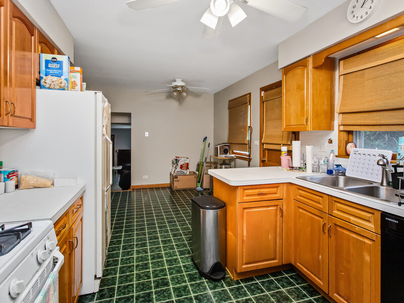 1525 Elm Street Park Ridge IL 60068