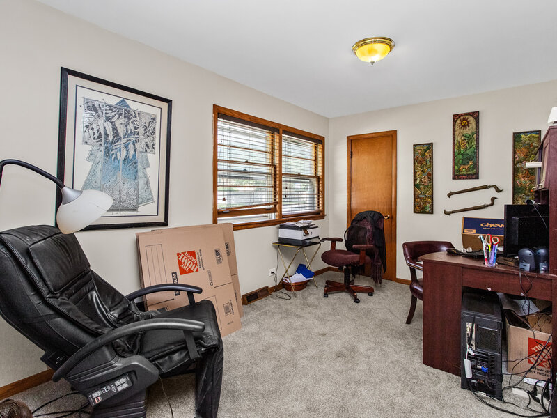 1525 Elm Street Park Ridge IL 60068