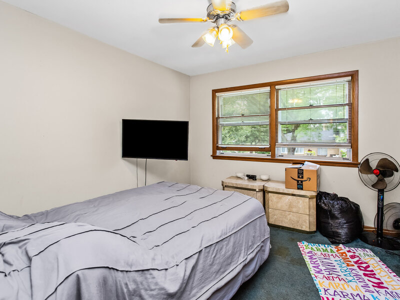 1525 Elm Street Park Ridge IL 60068