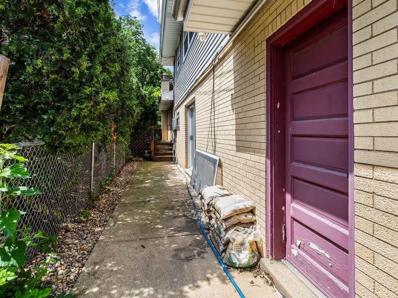 1525 Elm Street Park Ridge IL 60068
