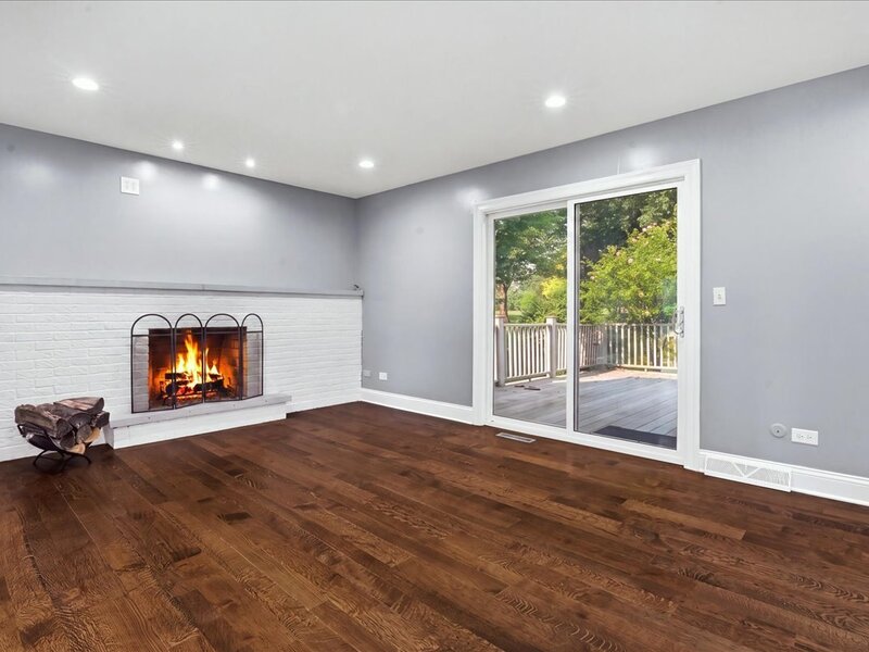 1203 Claridge Drive Libertyville IL 60048