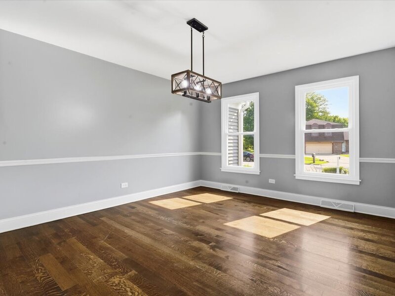 1203 Claridge Drive Libertyville IL 60048
