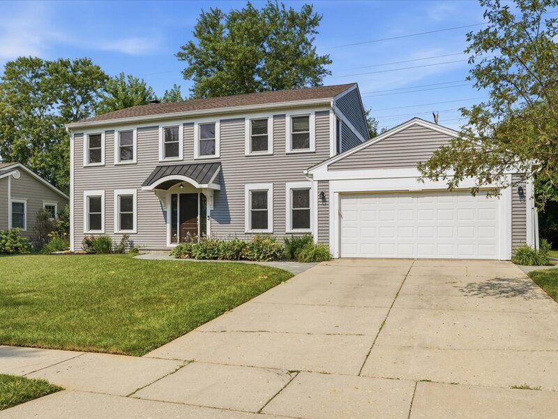 1203 Claridge Drive Libertyville IL 60048