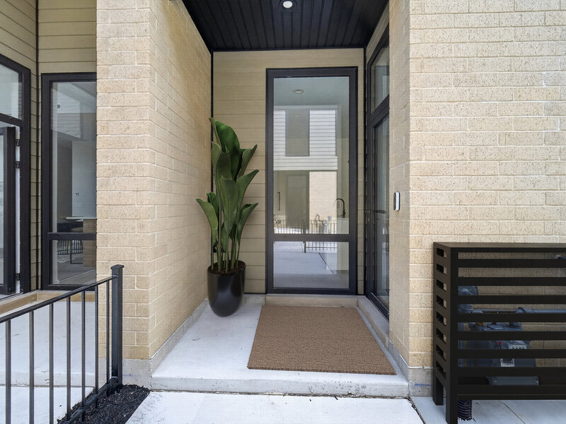 6218 S Woodlawn Avenue Chicago IL 60637