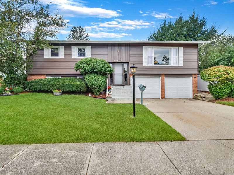 15406 Las Flores Lane Oak Forest IL 60452