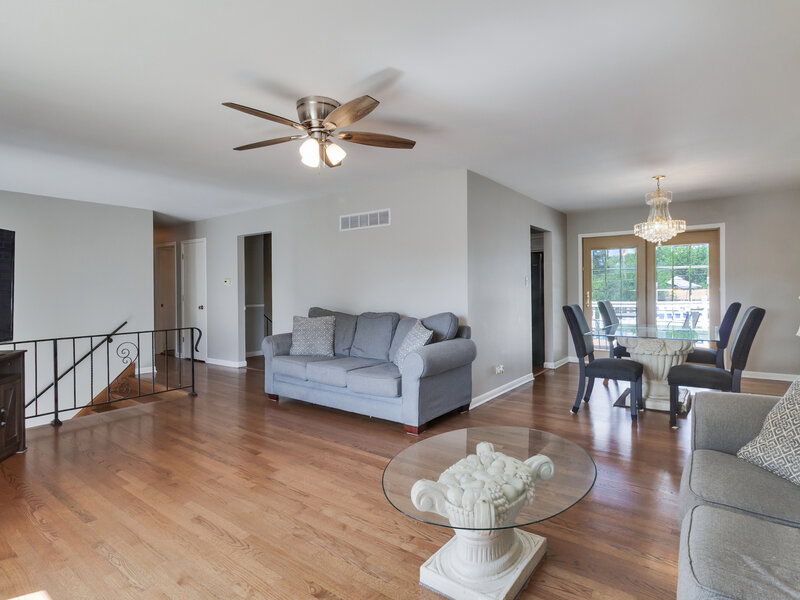 15406 Las Flores Lane Oak Forest IL 60452