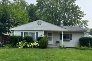 Photo of 9 Hickory Drive Carpentersville IL 60110