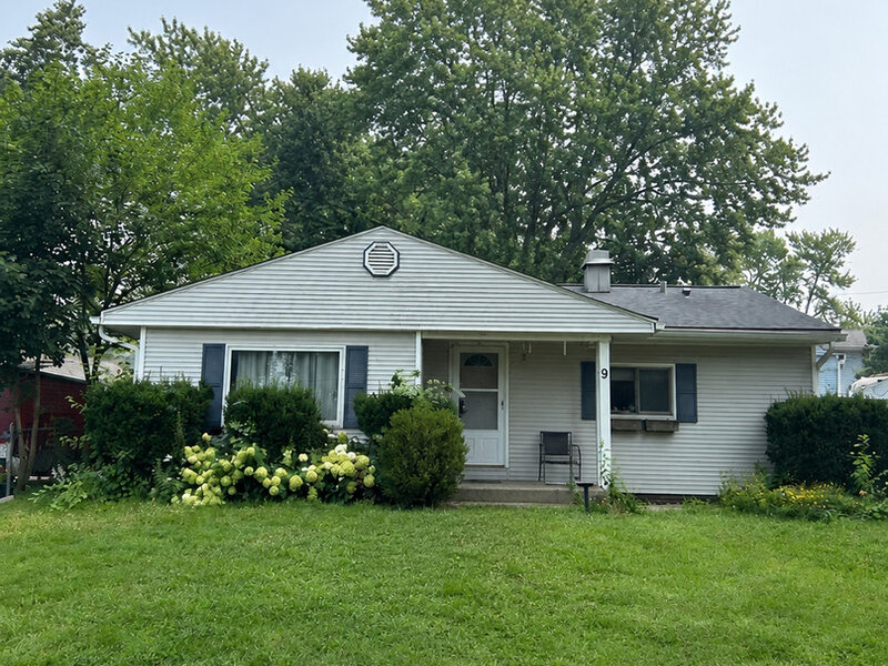 9 Hickory Drive Carpentersville IL 60110