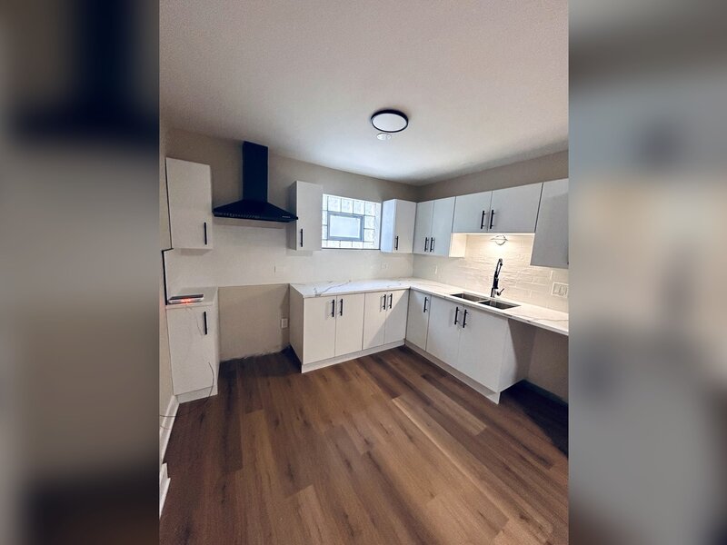 8335 S Constance Avenue Chicago IL 60617