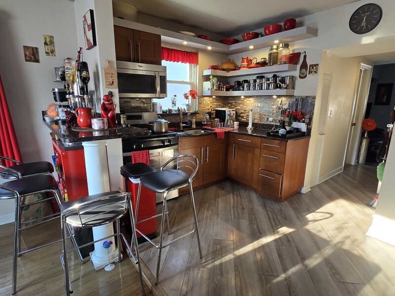 8751 S Sacramento Avenue Evergreen Park IL 60805