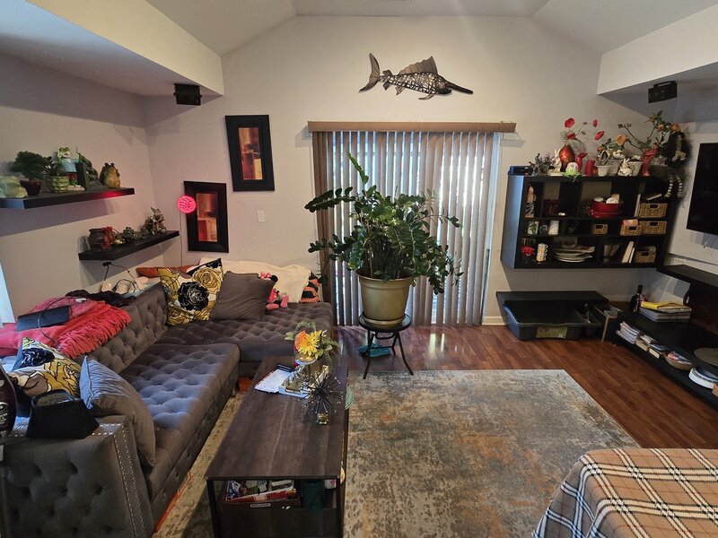 8751 S Sacramento Avenue Evergreen Park IL 60805