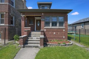 Photo of 946 N Homan Avenue Chicago IL 60651
