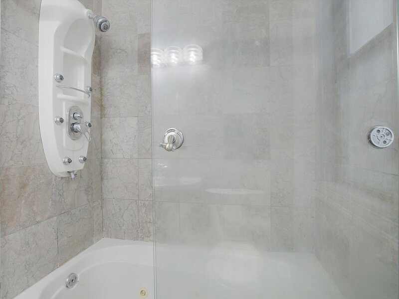 946 N Homan Avenue Chicago IL 60651