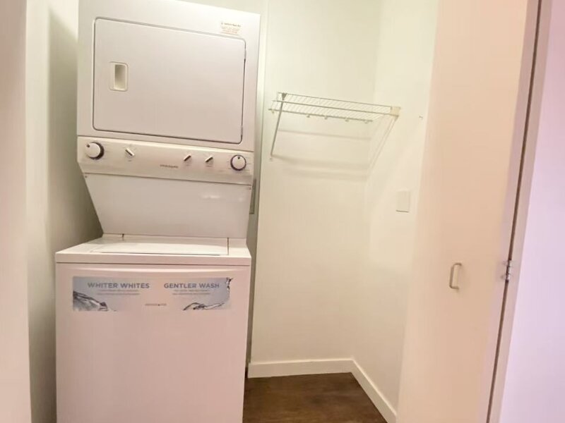 235 W Van Buren Street Chicago IL 60607