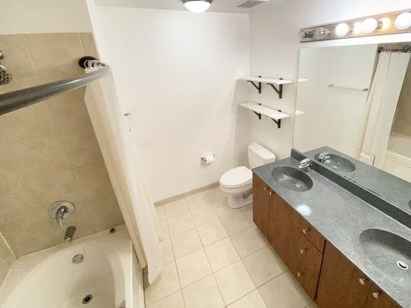 235 W Van Buren Street Chicago IL 60607